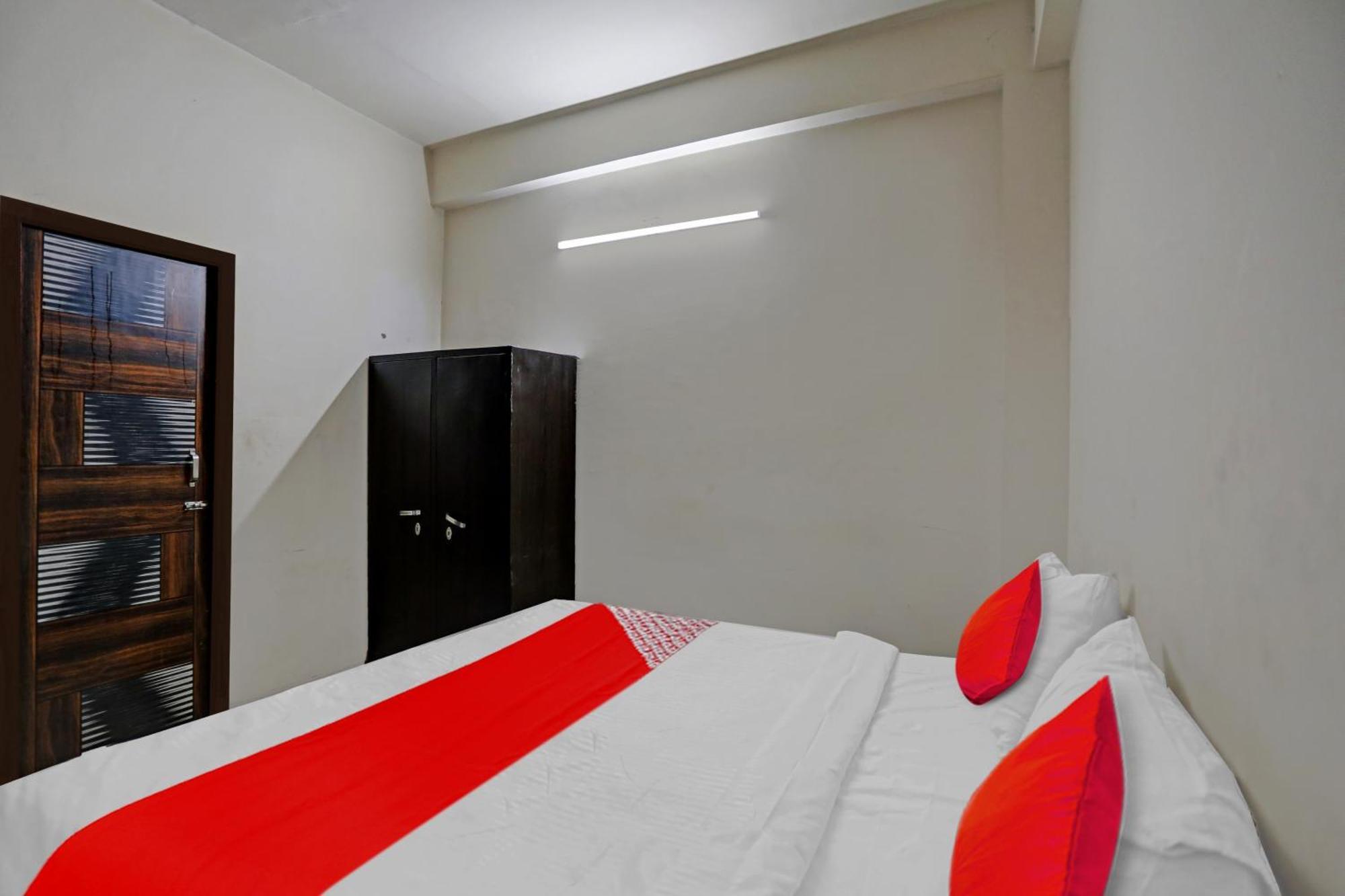 Hotel O Vrinda Residency Noida Exterior photo
