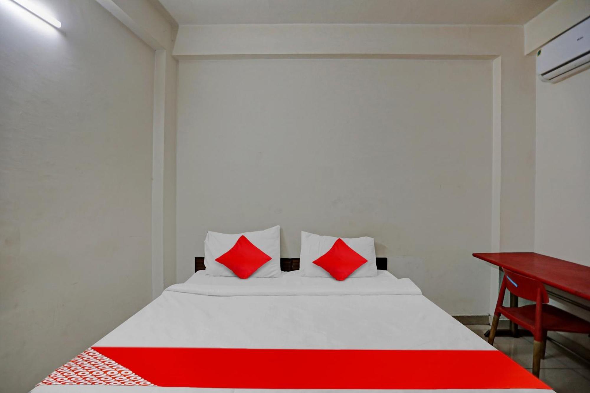 Hotel O Vrinda Residency Noida Exterior photo